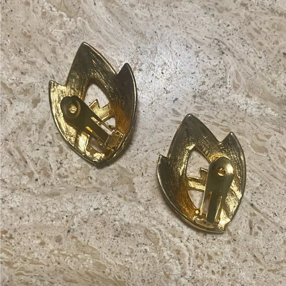 Vintage Geo Shaped Shield Earrings
